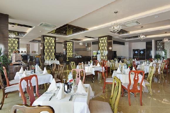 Hotel Justiniano Deluxe Resort