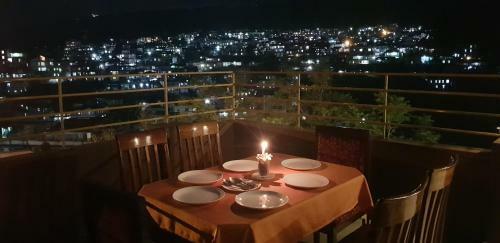 Hostal Hotel Woodland Hill Stay