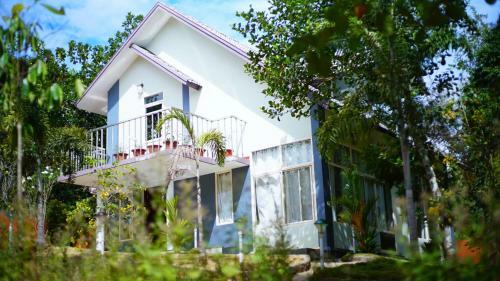 Hotel Kedara Village