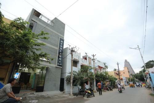 Hostal Moonlight Residency