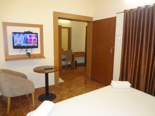 Hotel Seasons Thekkady