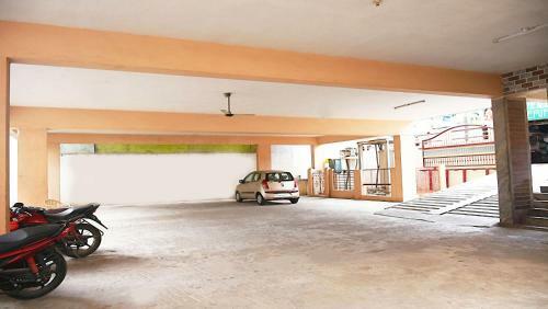 Hotel Govind Heights