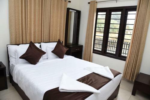 Hotel Albisville Hilltop Mansion