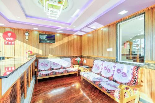 Capital O 8709 Hotel Rain Forest