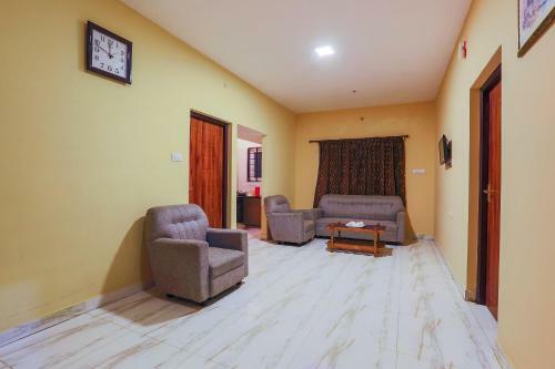 Villa Modern 2bhk Stay In Ooty Town