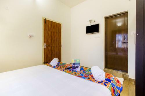 Hotel Fabexpress Grand Castle Hill Resorts
