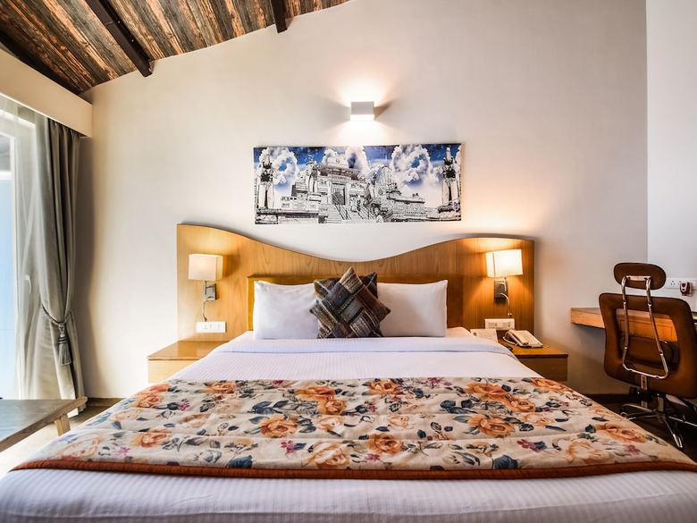 Hotel Bamboo Saa Resort & Spa