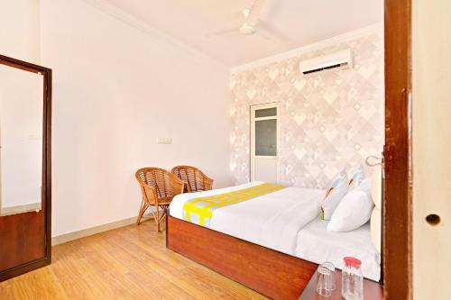 Graceful 3bhk Apartment In Udaipur