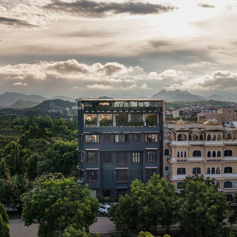 Hotel Viaan