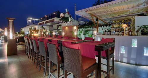 Lake Pichola Hotel