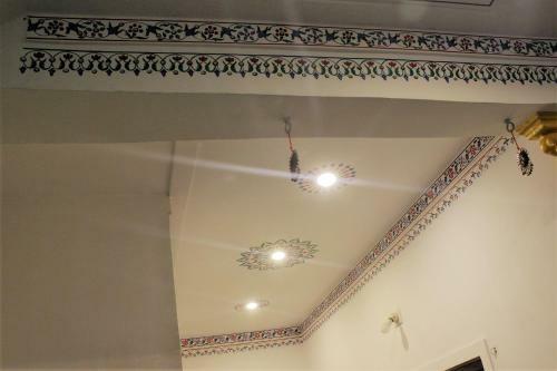 Hostal Rising Shemesh Home Stay