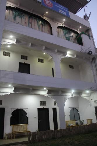 Hotel Heritage High