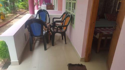 Hostal Mango Palace
