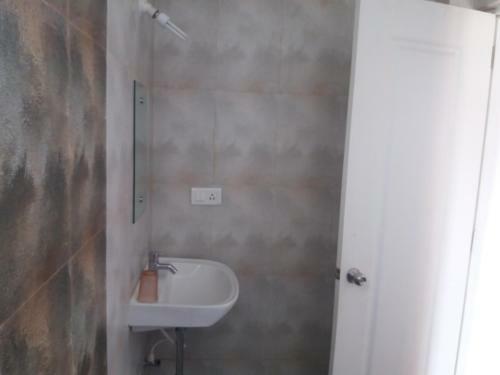 Rosa Dona 2 Serviced Apartment