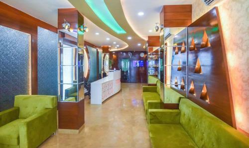 Saffron Hotel