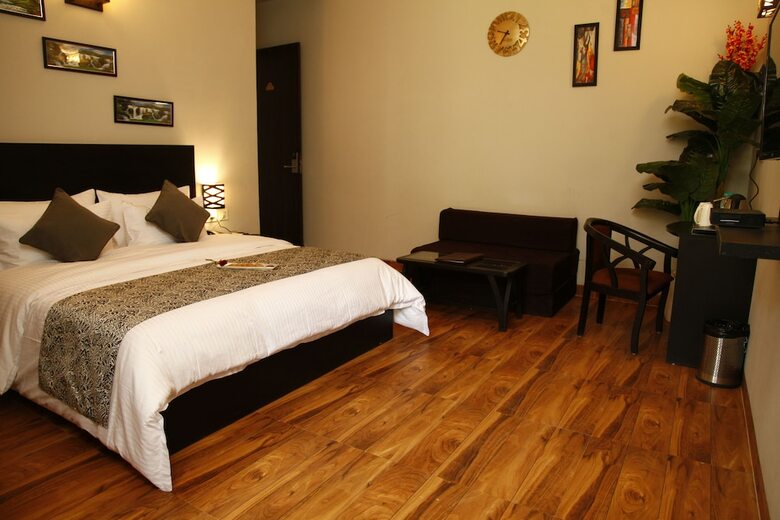 Hotel Anandam Clarks Inn Suites Vrindavan
