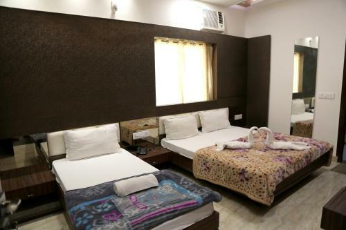 Hotel Shree Ananad Dham