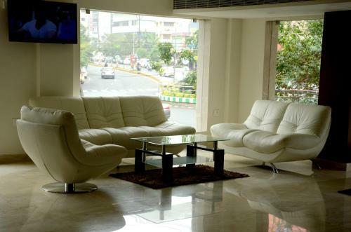 Hotel Karunyaresidency
