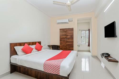 Hotel Oyo 12347 Mv Residency