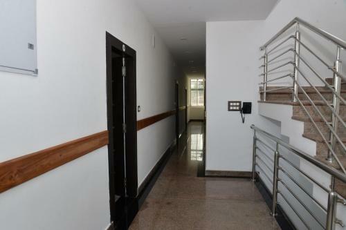 Lodge Suroor Tourist Home