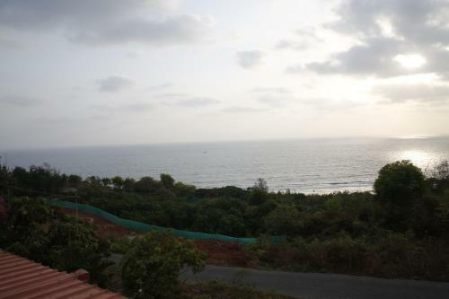 Hotel Abhishek Beach Resort And Spa