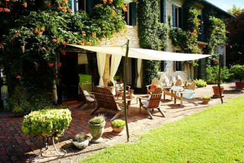 Bastia Villa Sleeps 9 Pool Air Con Wifi