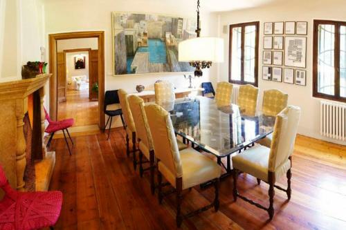 Bastia Villa Sleeps 9 Pool Air Con Wifi