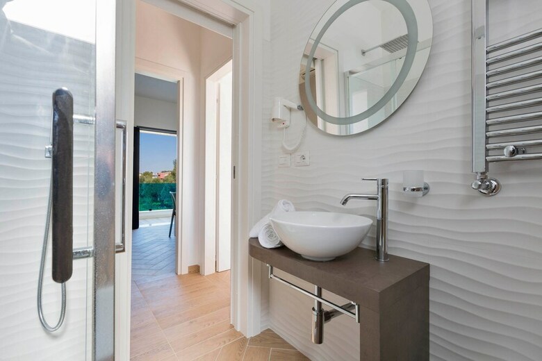 Absolute Suite Apartments