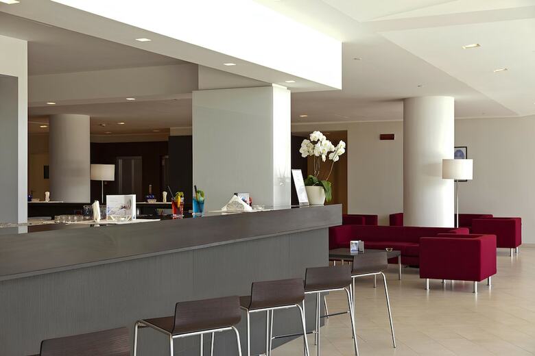 Hotel Tulip Inn Naples Airport