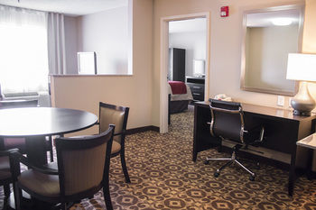 Hotel Comfort Inn & Suites