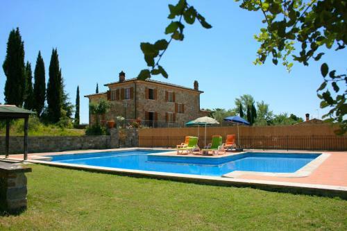 Campoleone Villa Sleeps 8 Pool Wifi