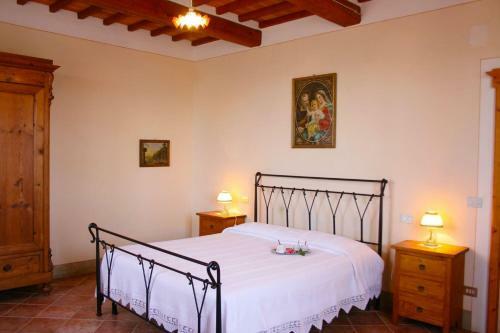 Campoleone Villa Sleeps 8 Pool Wifi