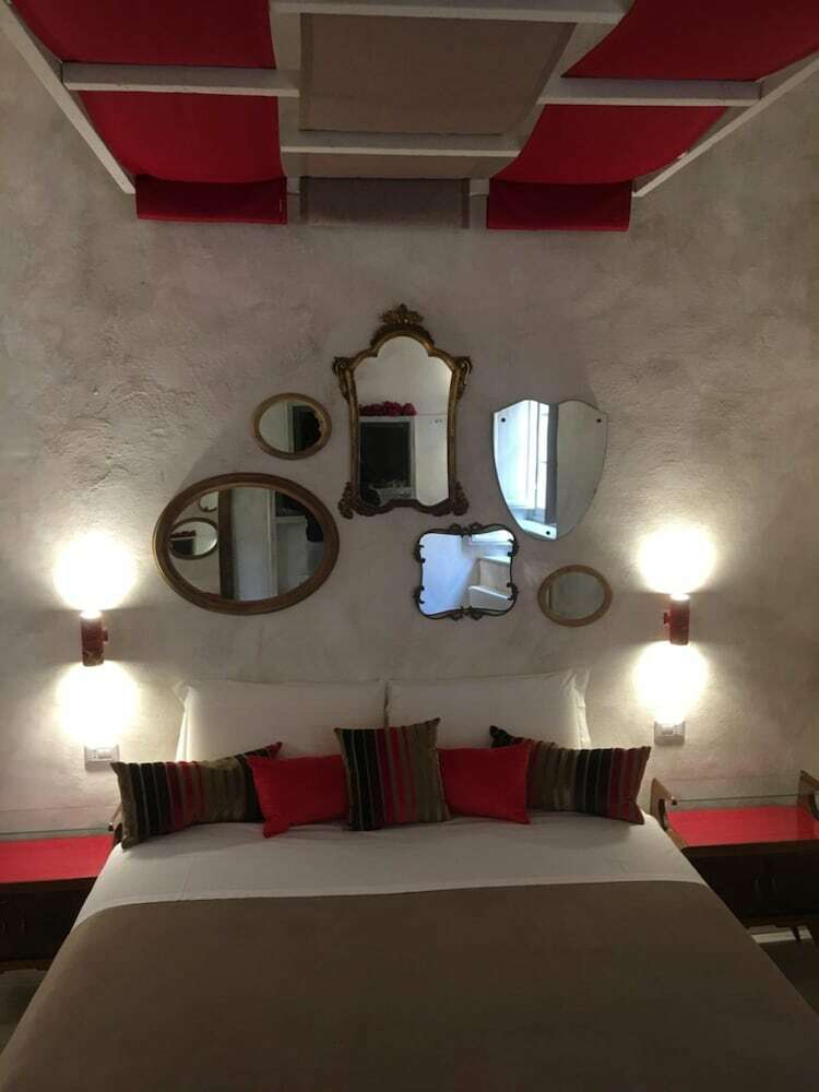 Hostal Il Pozzo Di Santa Zita
