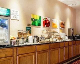 Hotel Quality Suites Milwaukee Airport