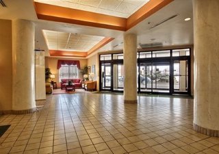 Hotel Quality Suites Milwaukee Airport