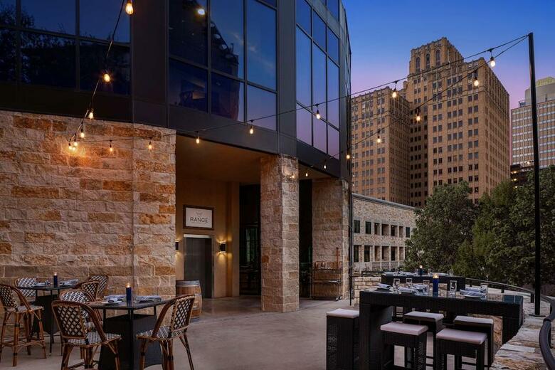 Hotel Embassy Suites San Antonio Riverwalk Downtown