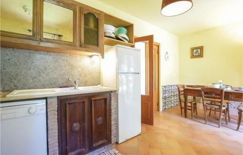 Four-bedroom Holiday Home In Alvignano Ce