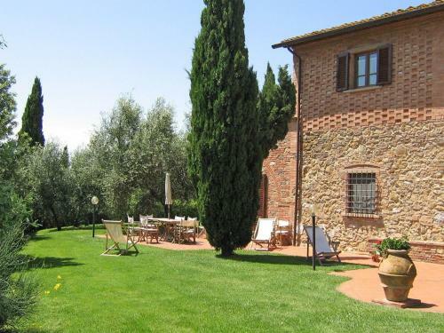 Montaione Apartment Sleeps 8