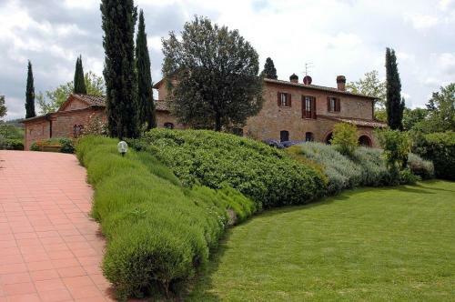 Montaione Apartment Sleeps 4