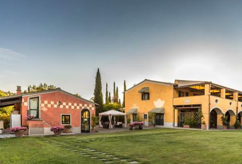 Monterappoli Apartment Sleeps 3 Air Con