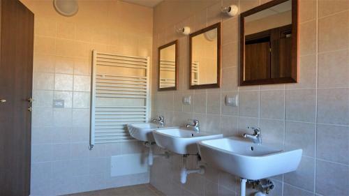 Albergue Contessa Ava Dei Lambardi