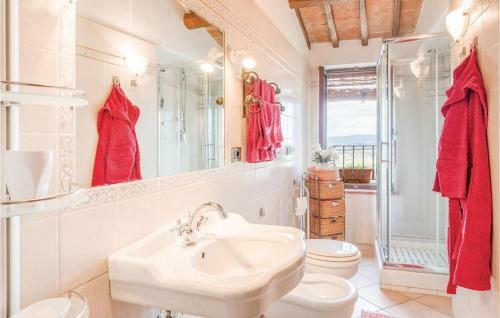 Two-bedroom Apartment In Montepetriolo -pg-