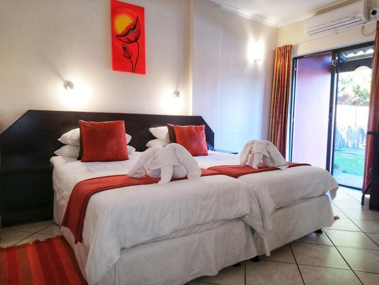 Elephant Lake Hotel