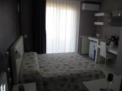 B&B Sky Line