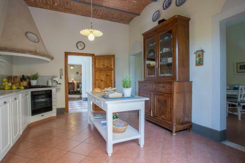 Fabbrica Villa Sleeps 10 Pool Air Con Wifi