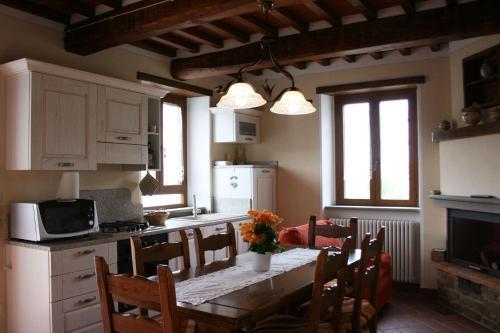 Toppo Di Moro Villa Sleeps 6 Pool Wifi