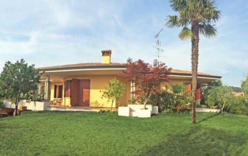 Gardasee-manerba Ferienhaus Am See