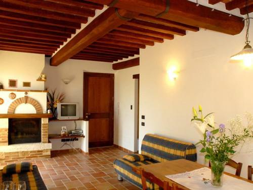 Macciano Villa Sleeps 10 Pool Wifi