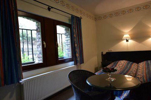 Hotel H�tel Moulin De La Strument