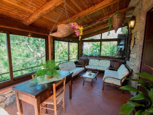Termini-sant'agata Villa Sleeps 17 Pool Wifi